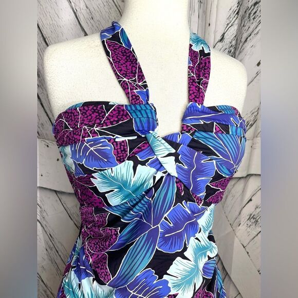 Leilani Halter Swimsuit Top 12 - Picture 3 of 8